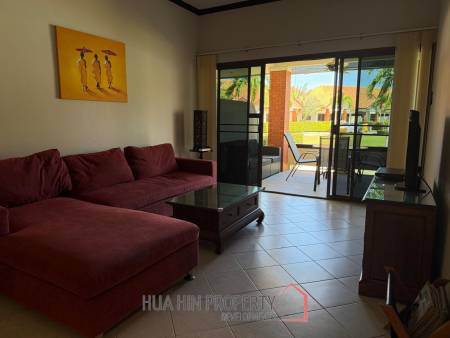 Pool and Mountain view 2 bed Townhouse