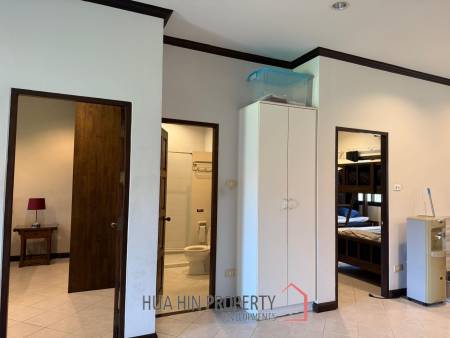 Pool and Mountain view 2 bed Townhouse