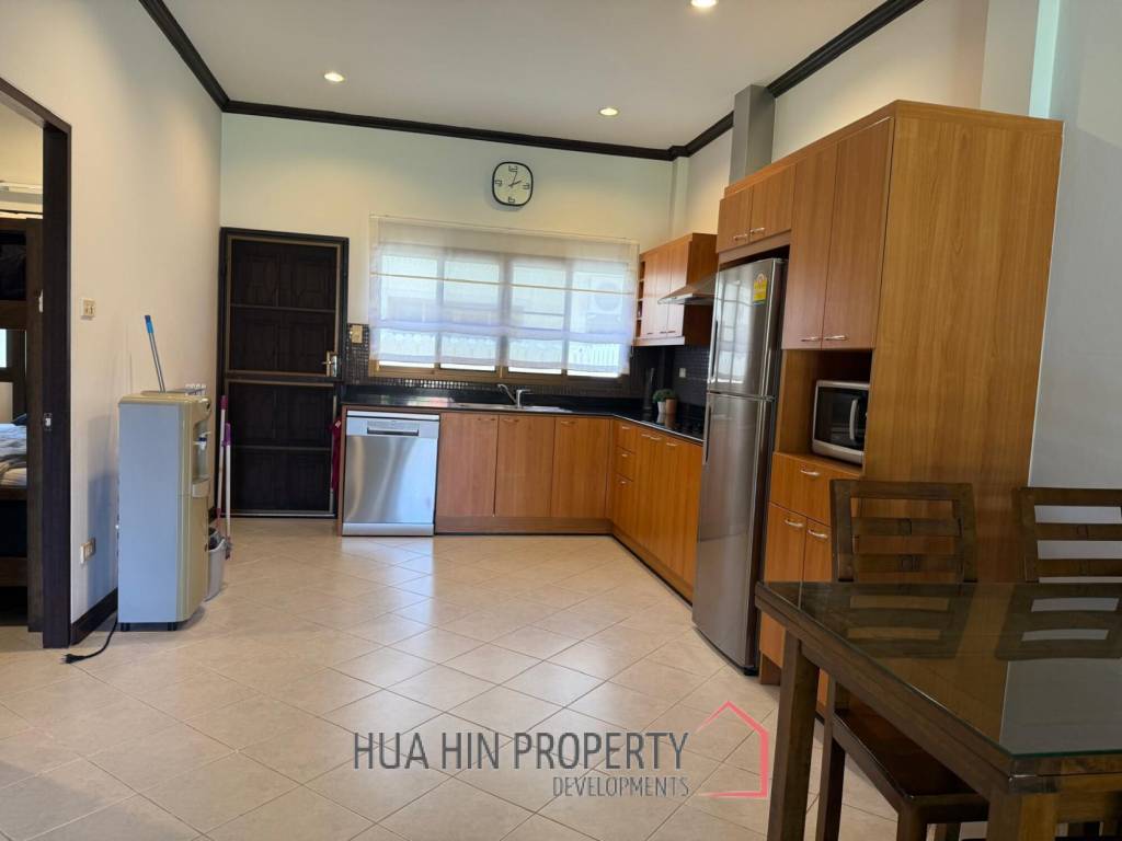 Pool and Mountain view 2 bed Townhouse