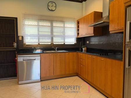 Pool and Mountain view 2 bed Townhouse