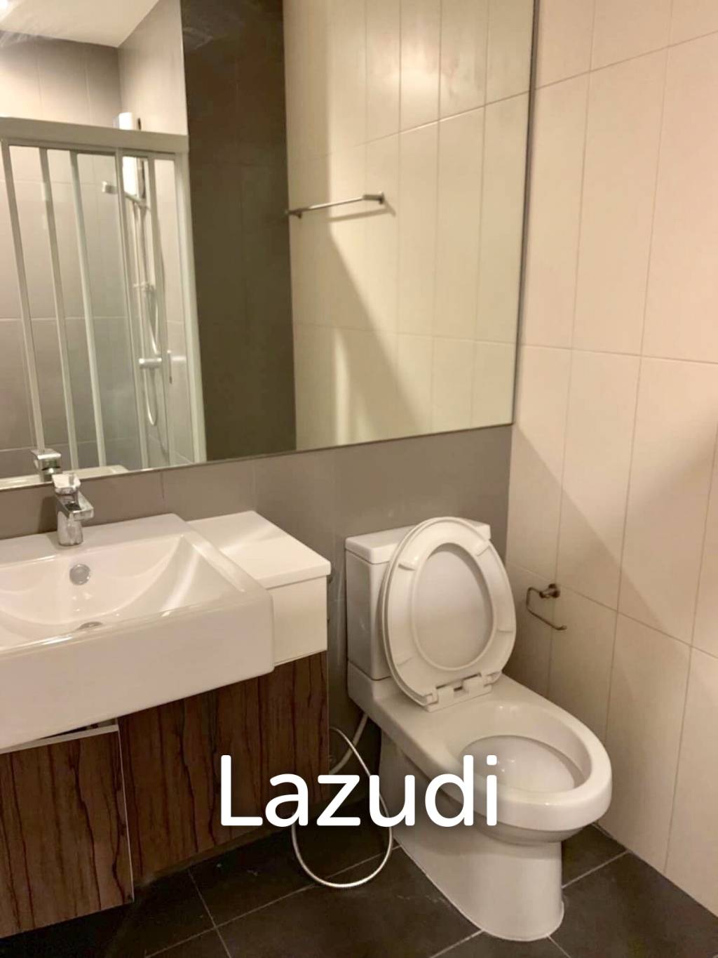 1 Bedroom  1 Bathroom 31 SQ.M Centric Huay Kwang Station