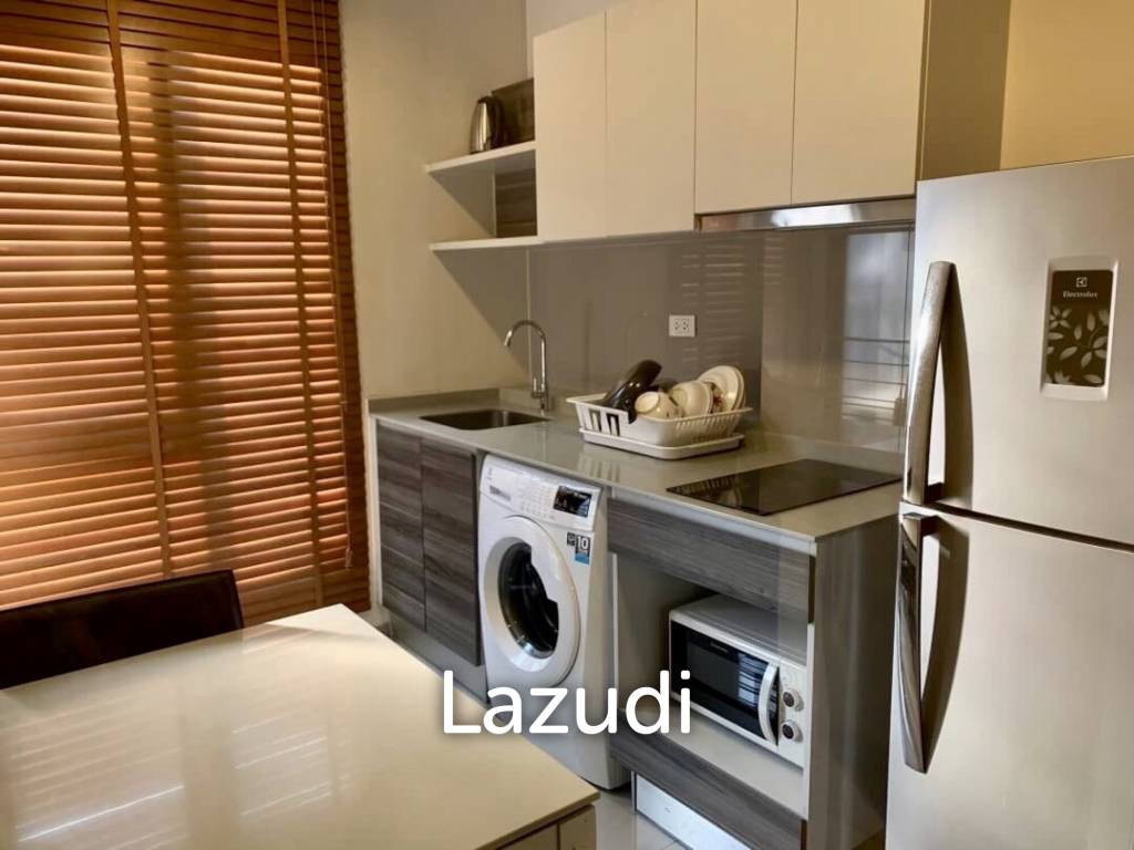 1 Bedroom  1 Bathroom 31 SQ.M Centric Huay Kwang Station