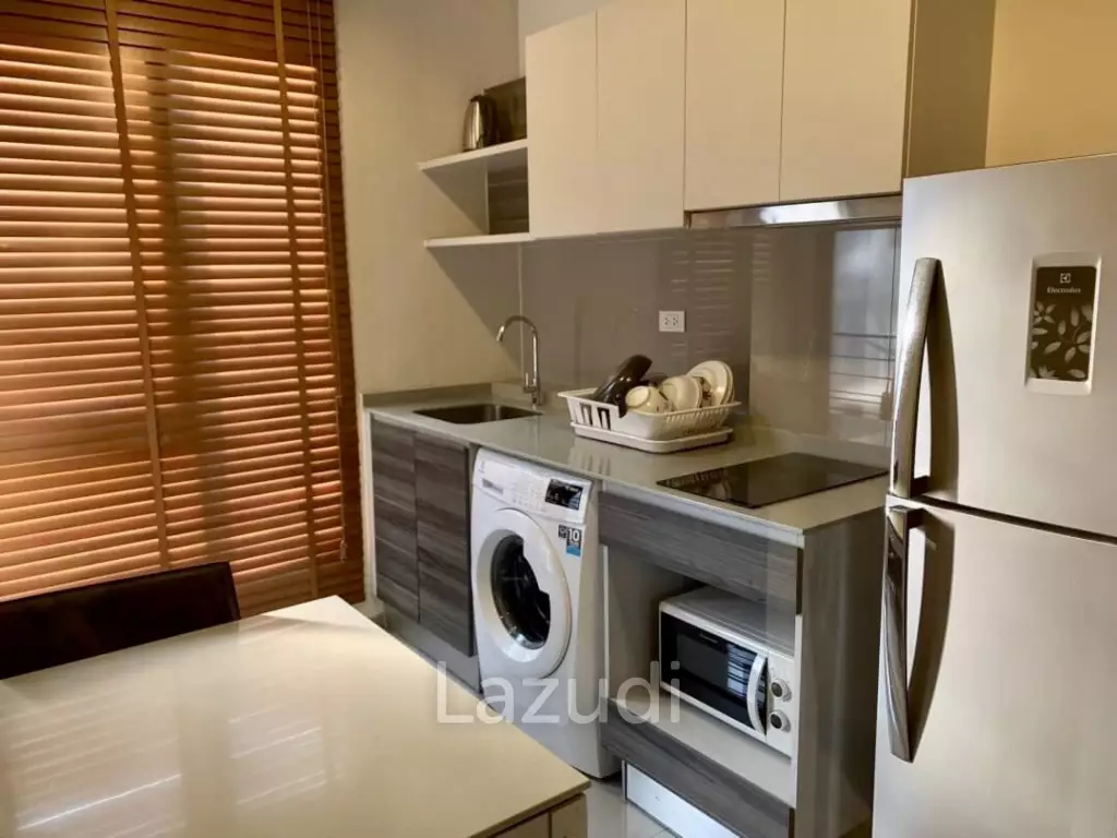 1 Bedroom  1 Bathroom 31 SQ.M Centric Huay Kwang Station