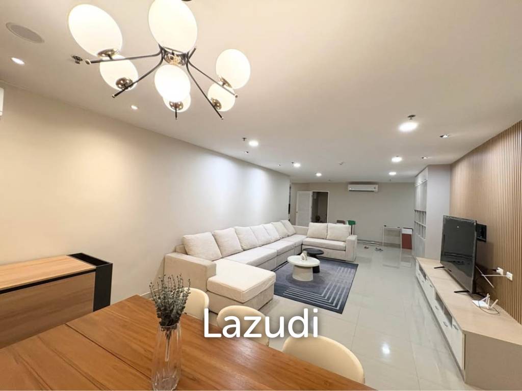 3 Bedroom 3 bathroom Condo 230 Sqm. at The Master Centrium Asoke Sukhumvit