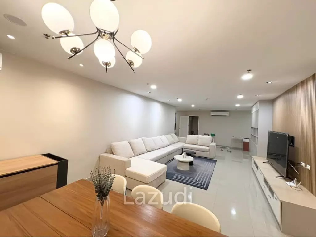 3 Bedroom 3 bathroom Condo 230 Sqm. at The Master Centrium Asoke Sukhumvit