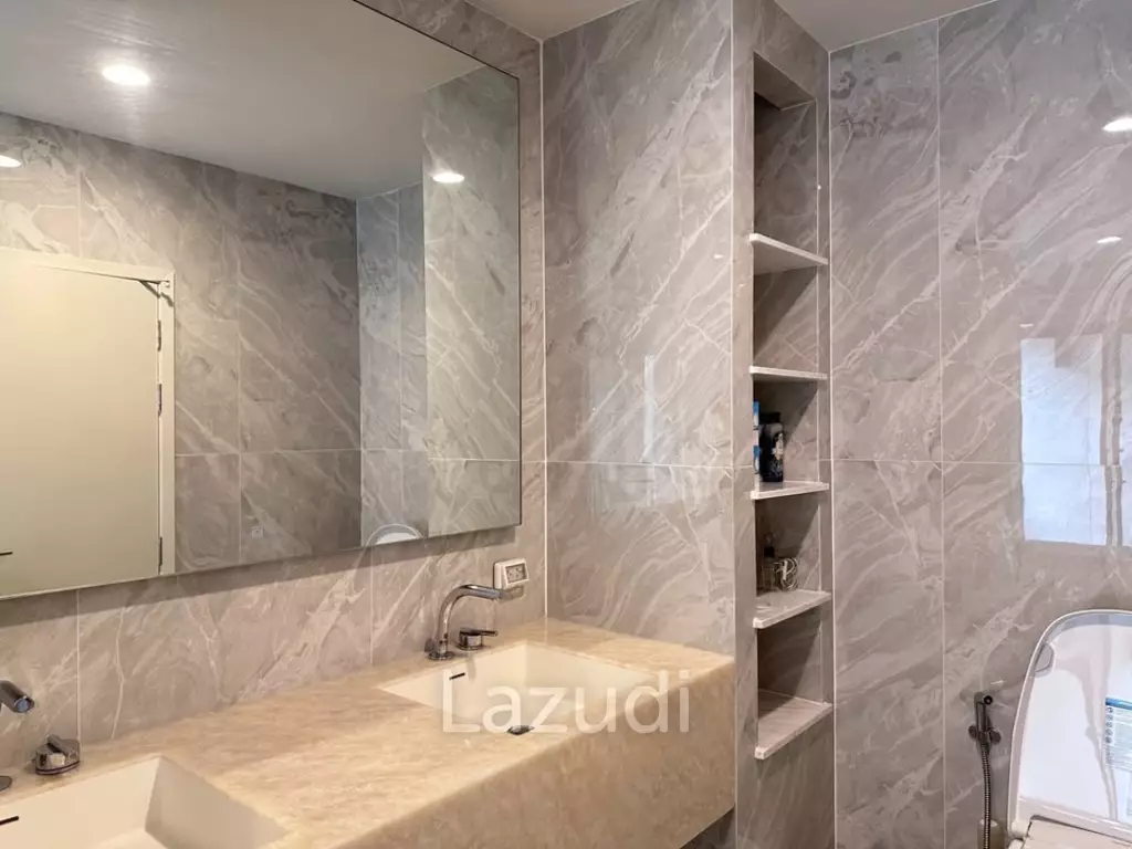 3 bedroom 4 bathroom Townhouse 212 Sqm. at Demi Sathu 49