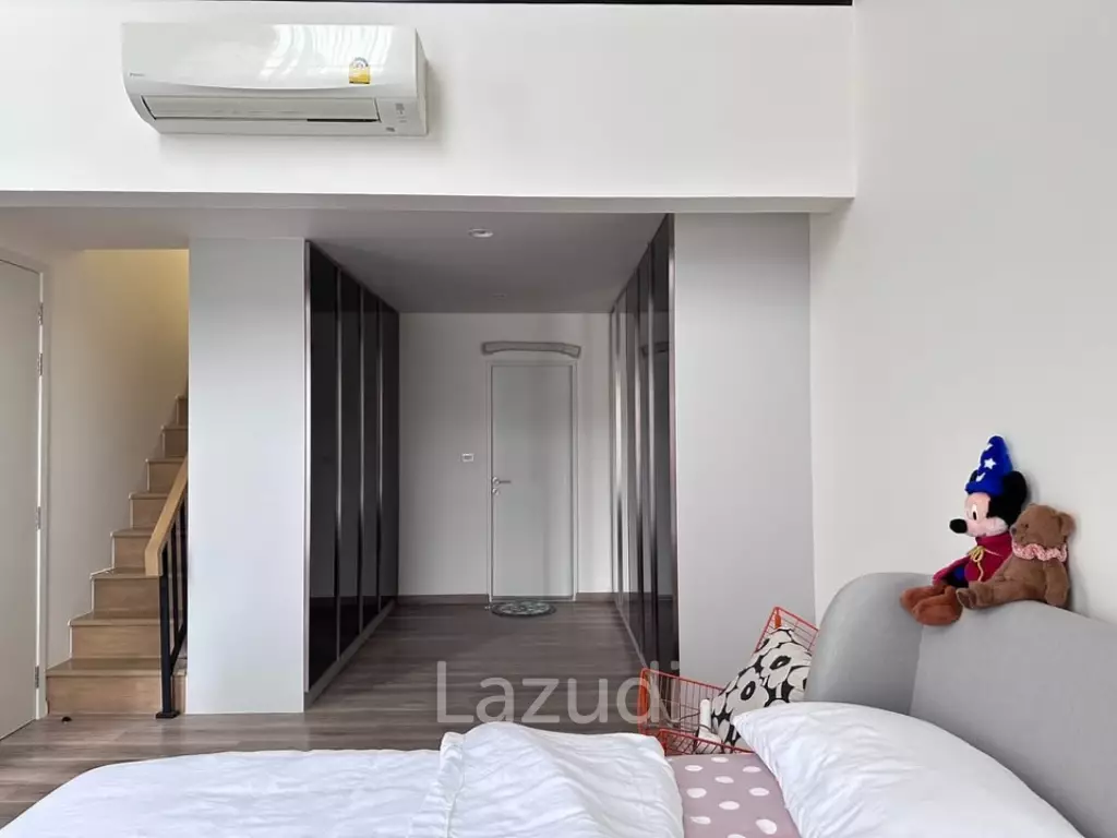3 bedroom 4 bathroom Townhouse 212 Sqm. at Demi Sathu 49