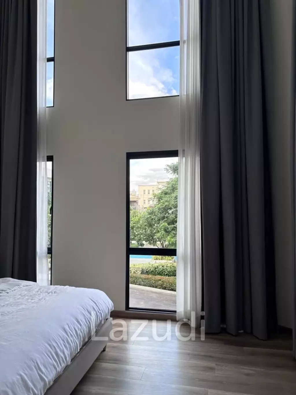 3 bedroom 4 bathroom Townhouse 212 Sqm. at Demi Sathu 49