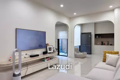 3 bedroom 4 bathroom Townhouse 212 Sqm. at Demi Sathu 49