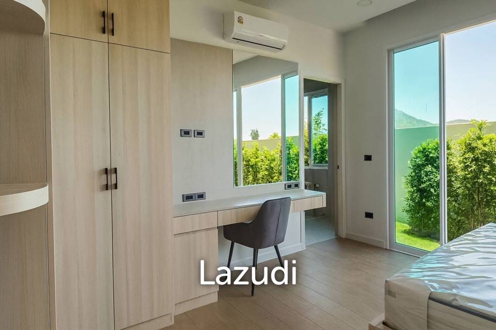 3 Bed 3 Bath 298 SQ,M CoCo Hua Hin 88 Luxury Home
