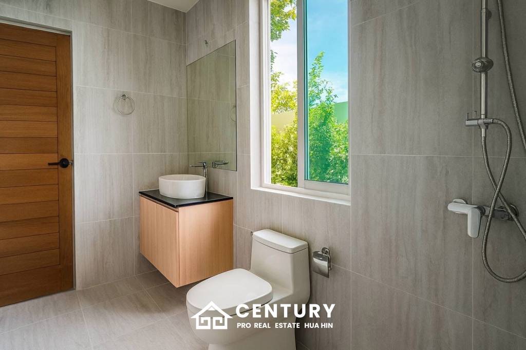 524 Kvm 3 Seng 3 Bad Villa for Salg