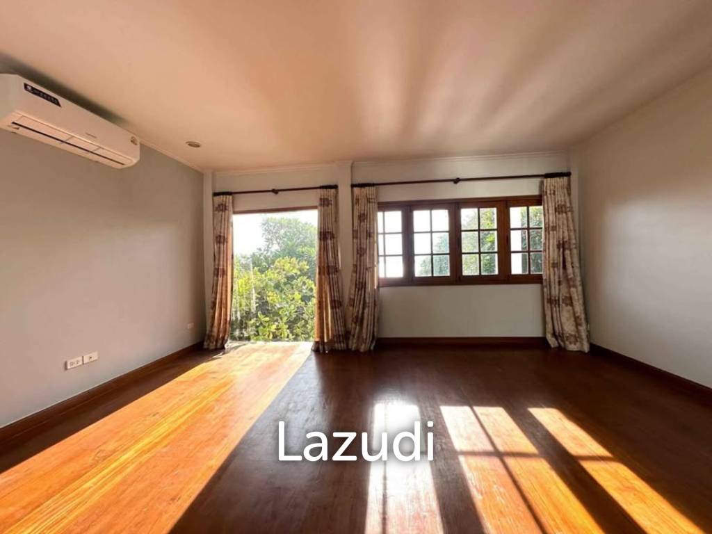 3 Beds 3 Baths 800 SQ.M. House In Pratumnak Hill