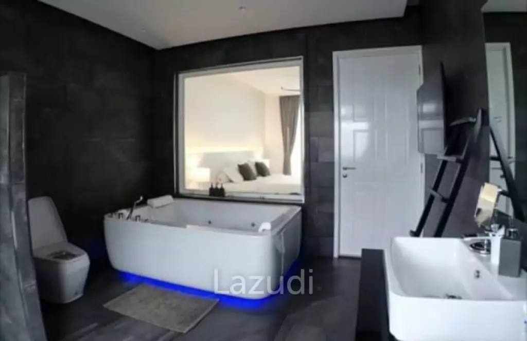 THE CLOUDS : Great Quality and Design 3 - 5 Bed Pool Villa.