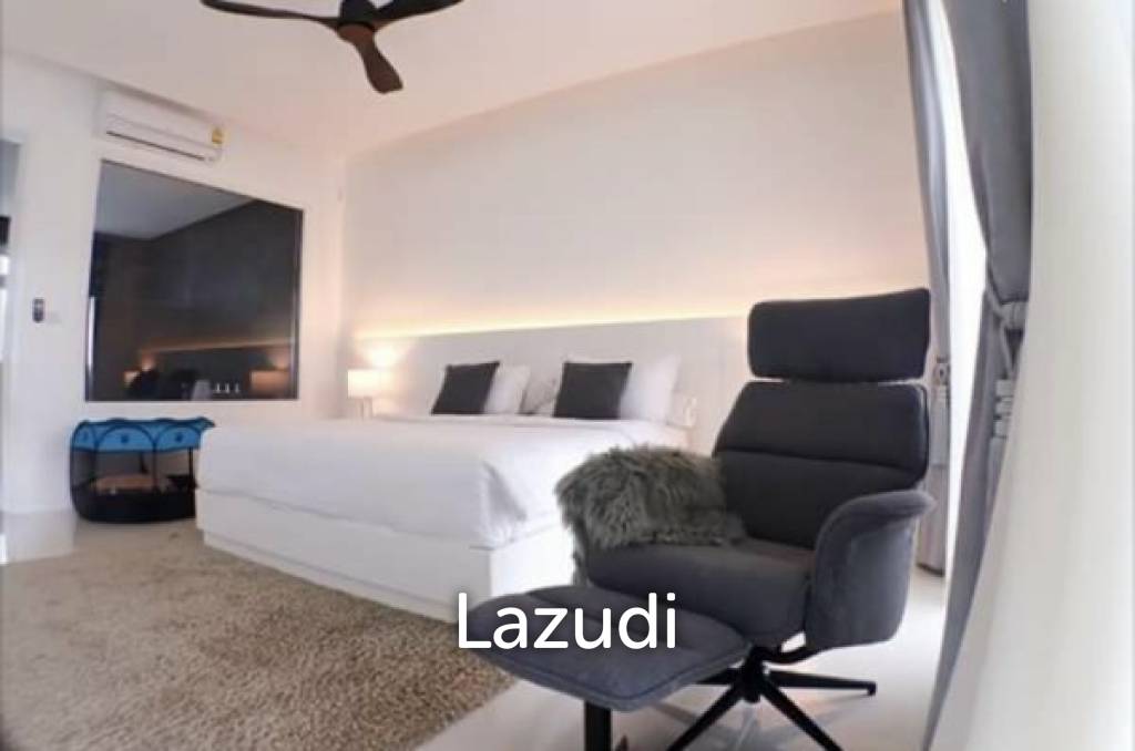 THE CLOUDS : Great Quality and Design 3 - 5 Bed Pool Villa.