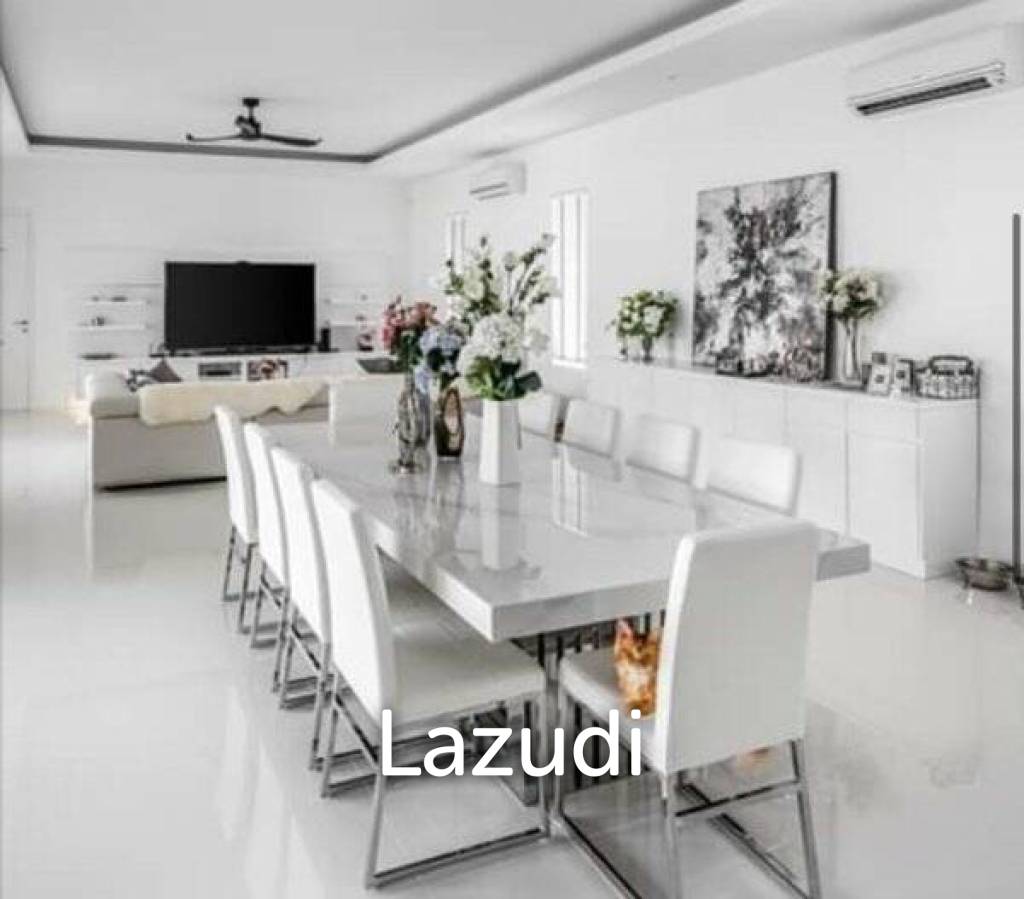 THE CLOUDS : Great Quality and Design 3 - 5 Bed Pool Villa.