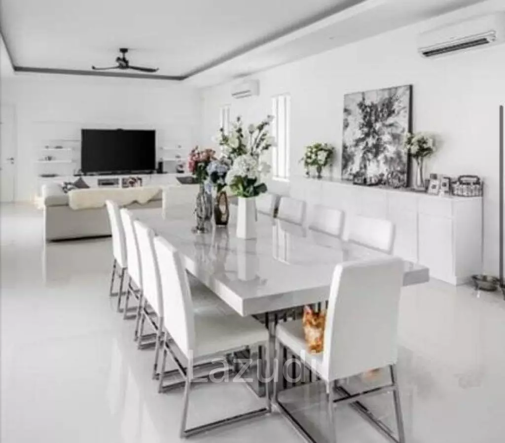 THE CLOUDS : Great Quality and Design 3 - 5 Bed Pool Villa.