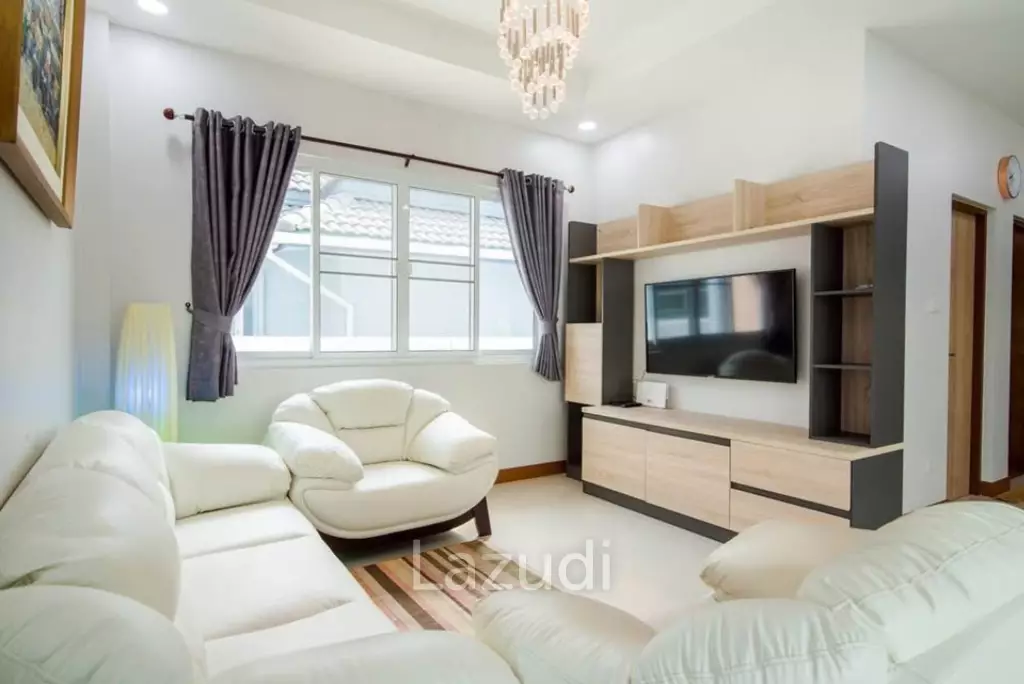 SOI 102: Pool villa, 4 bedroom, 4 bathroom Saltwater pool