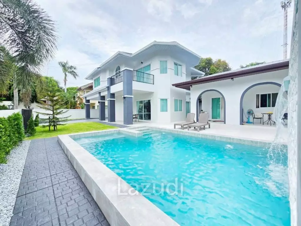 4 Beds 5 Baths 278 SQ.M. Green Field Villas 2