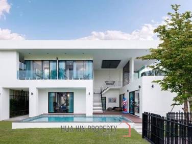 ITZ TIME :  Nice 3 Bed 2 Storey Pool Villa
