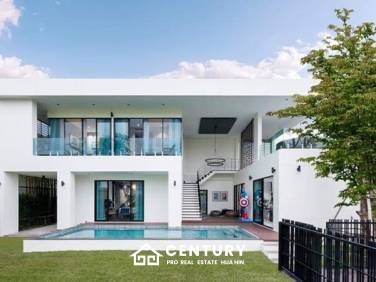 ITZ TIME :  Nice 3 Bed 2 Storey Pool Villa