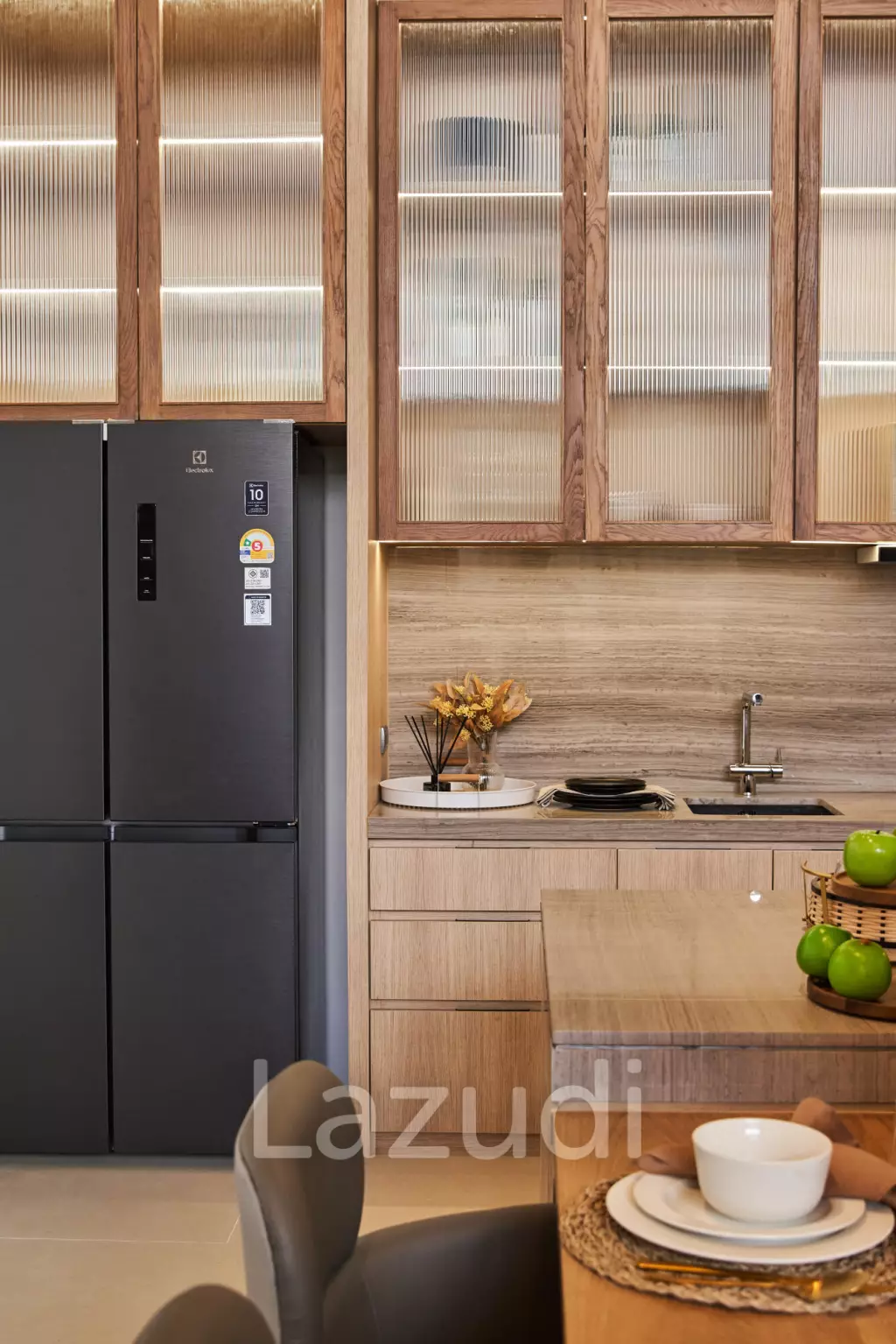 3 Bedrooms 3 Bathrooms 315 SQ.M. Wisdom First Residence
