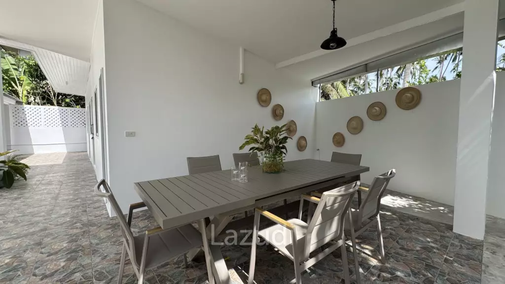 Newly Renovated 6-Bed Family Home with Pool