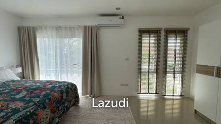 Newly Renovated 6-Bed Family Home with Pool