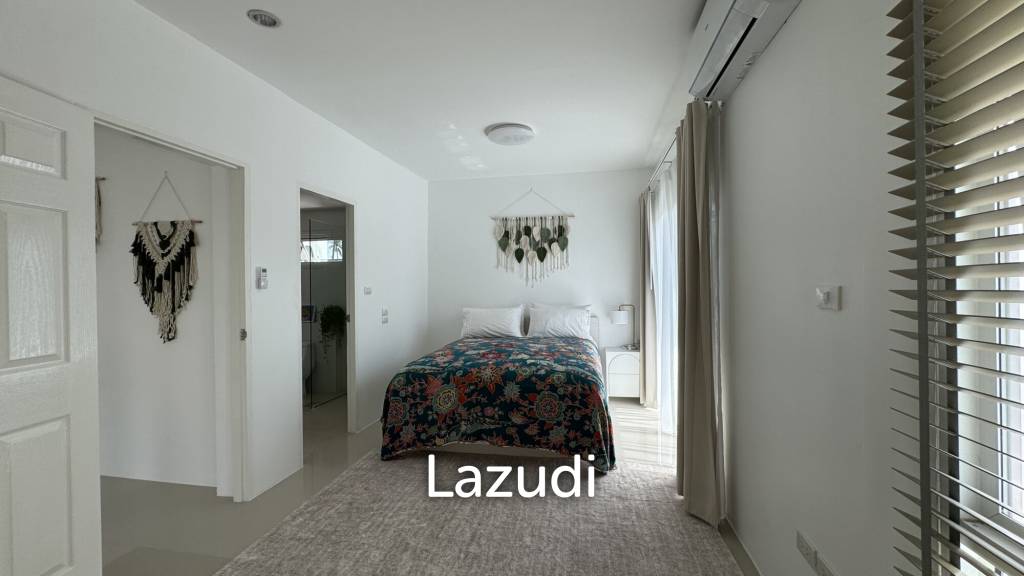 Newly Renovated 6-Bed Family Home with Pool