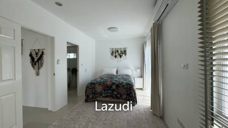 Newly Renovated 6-Bed Family Home with Pool