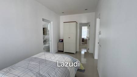 Newly Renovated 6-Bed Family Home with Pool