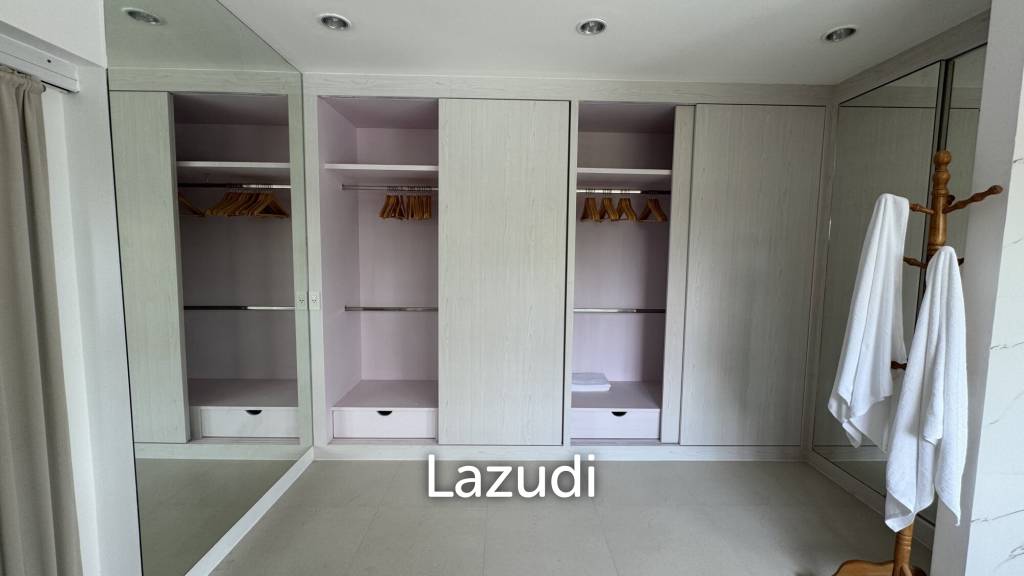 Newly Renovated 6-Bed Family Home with Pool