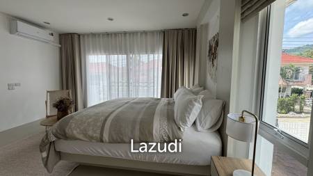 Newly Renovated 6-Bed Family Home with Pool