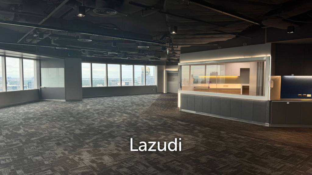 Spacious Office at All Seasons Place Lumphini