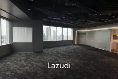 Spacious Office at All Seasons Place Lumphini