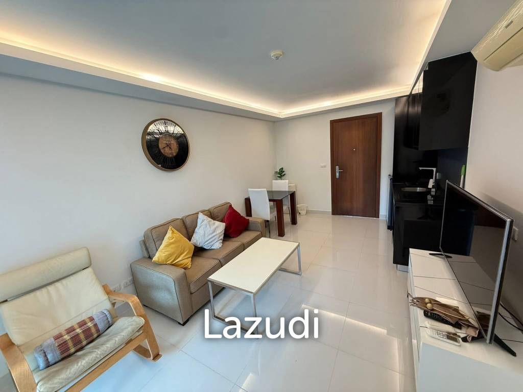 1 Bed 1 Bath 37.48 SQ.M. Club Royal Condominium