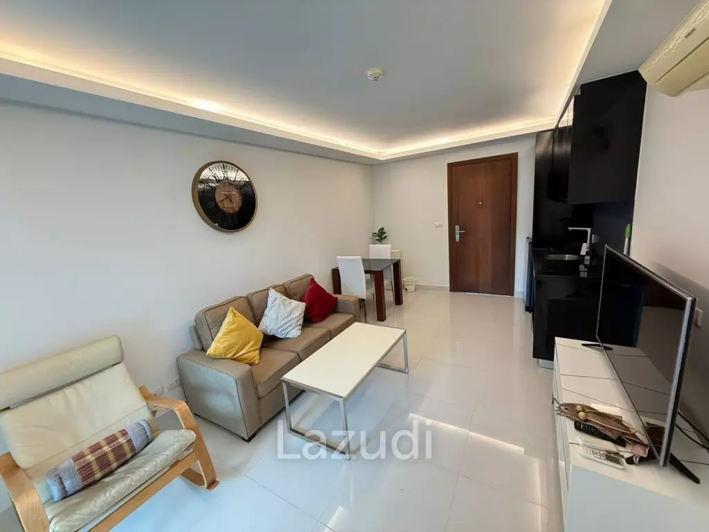 1 Bed 1 Bath 37.48 SQ.M. Club Royal Condominium