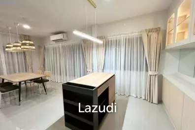 3 Beds 3 Baths 162 SQ.M grande pleno sukhumvit-bangna