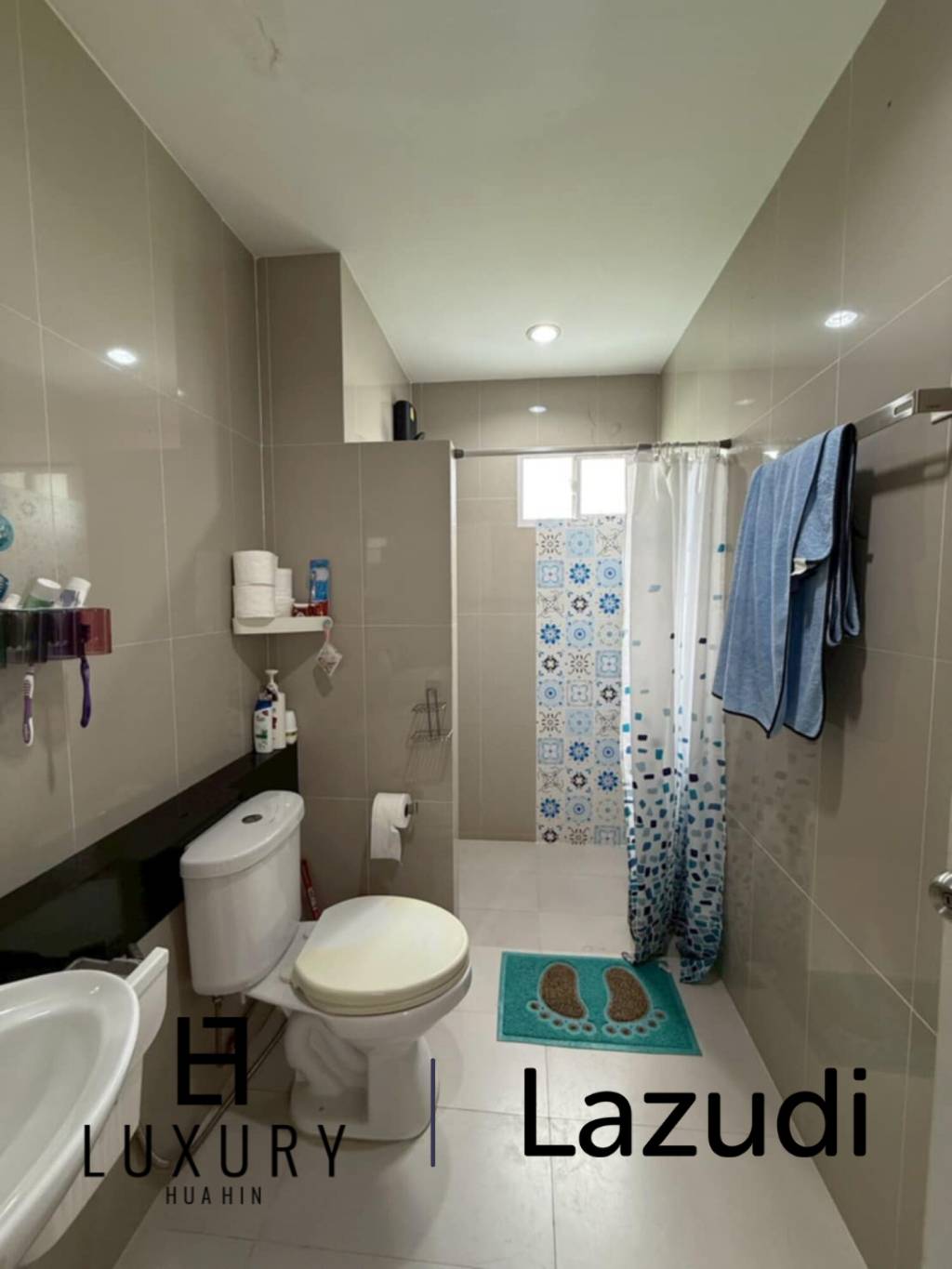 5 Schlafzimmer / 24 Stunden Sicherheitsdienst / Fitnessraum / Kinderspielplatz