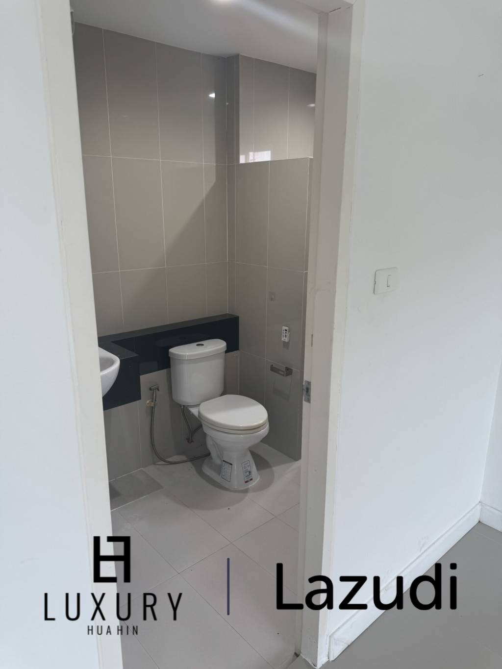 5 Schlafzimmer / 24 Stunden Sicherheitsdienst / Fitnessraum / Kinderspielplatz