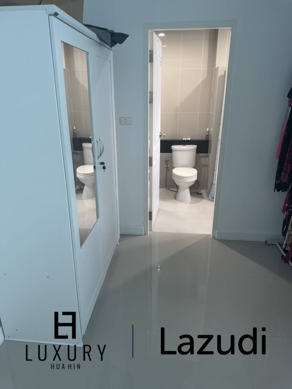 5 Schlafzimmer / 24 Stunden Sicherheitsdienst / Fitnessraum / Kinderspielplatz