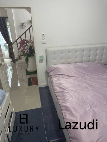 5 Schlafzimmer / 24 Stunden Sicherheitsdienst / Fitnessraum / Kinderspielplatz