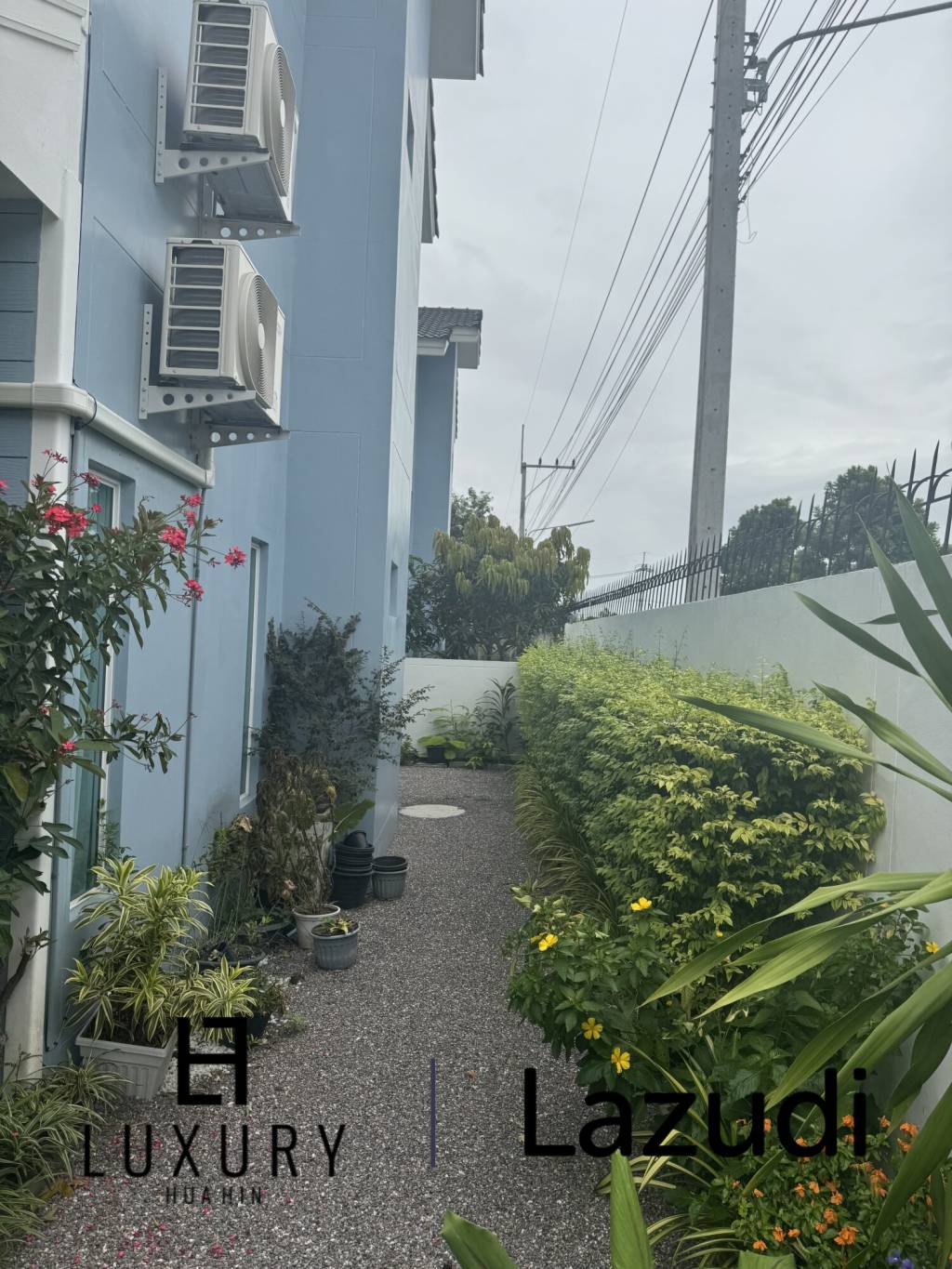 5 Schlafzimmer / 24 Stunden Sicherheitsdienst / Fitnessraum / Kinderspielplatz