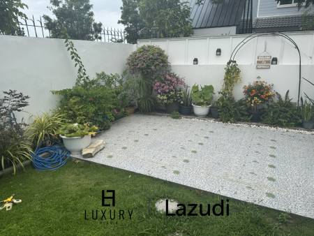 5 Schlafzimmer / 24 Stunden Sicherheitsdienst / Fitnessraum / Kinderspielplatz