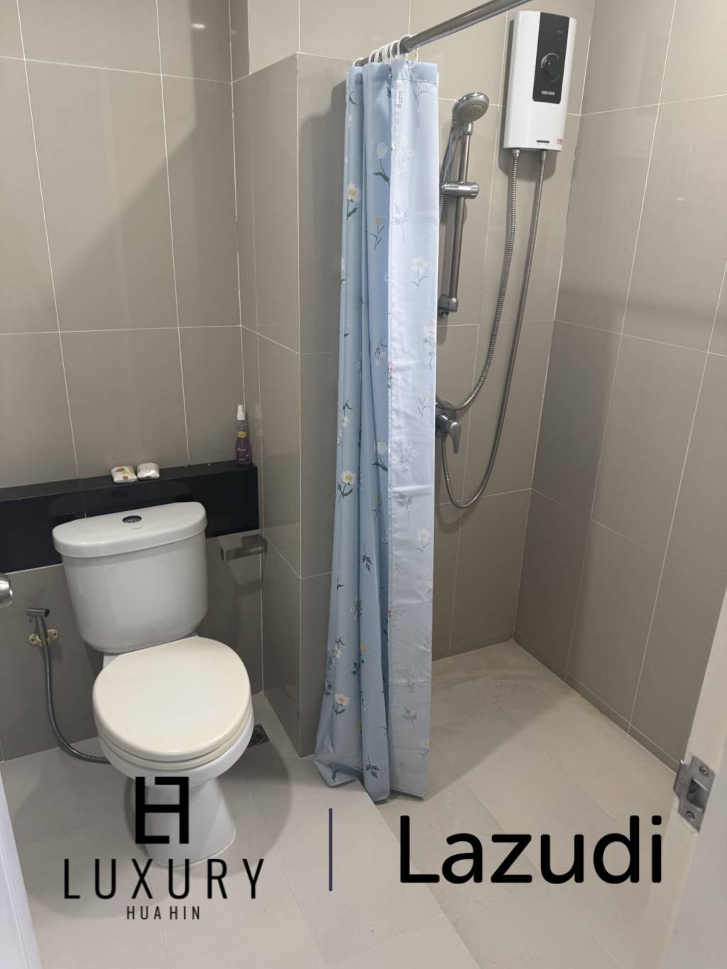 5 Schlafzimmer / 24 Stunden Sicherheitsdienst / Fitnessraum / Kinderspielplatz