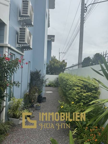 วิลล่าสไตล์โมเดิร์น 5 ห้องนอน ใจกลางหัวหิน โครงการลา วัลเลย์ วิลล์