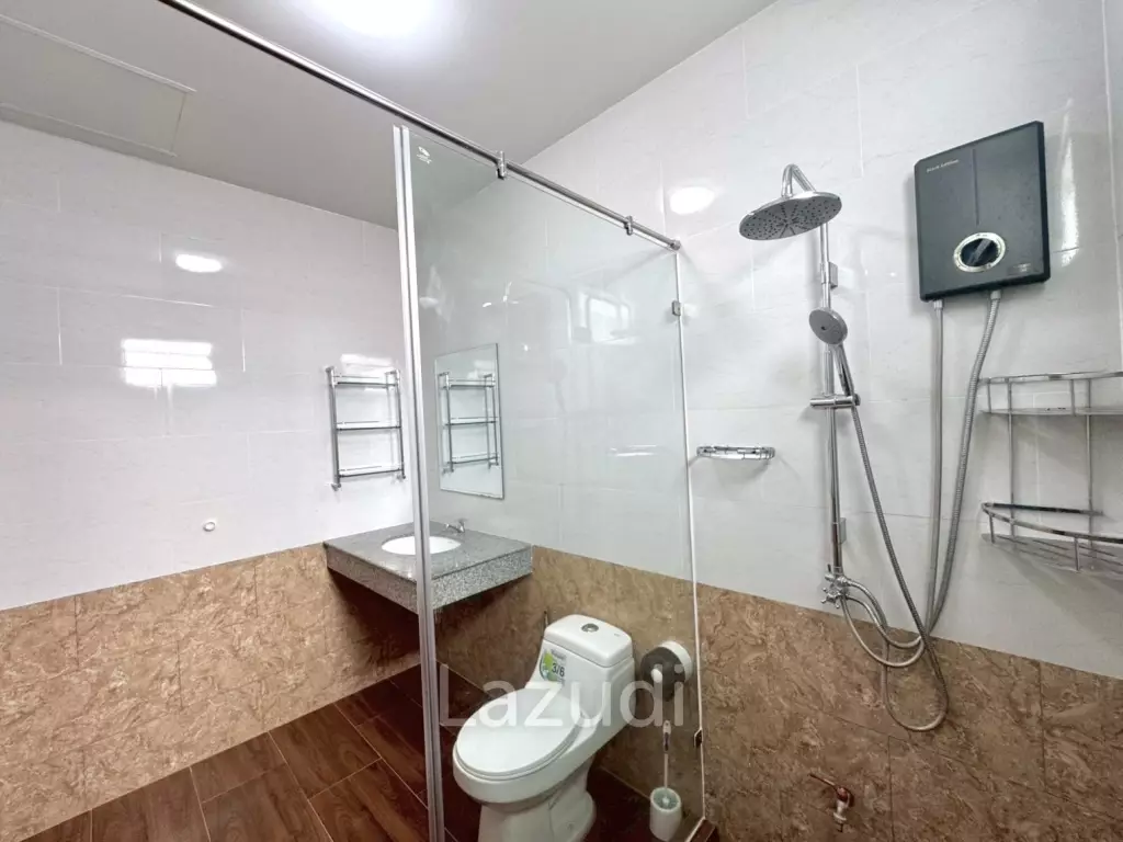 3 Beds 2 Baths 180 SQ.M. Single House In Tongklom-Tanman