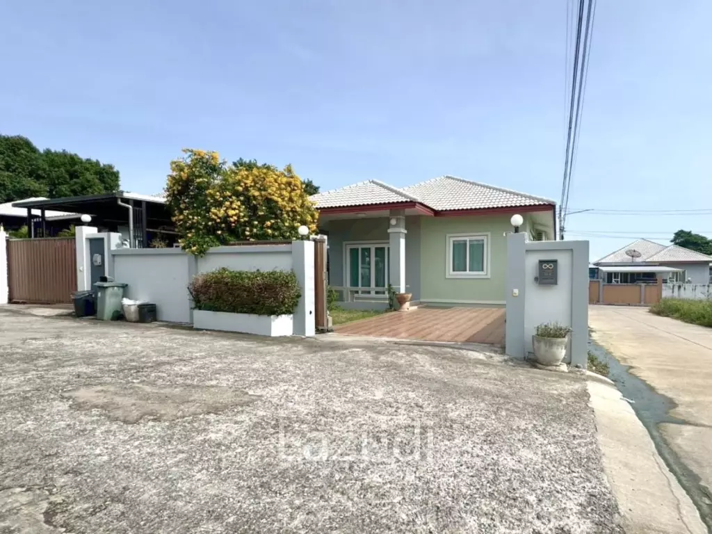 3 Beds 2 Baths 180 SQ.M. Single House In Tongklom-Tanman