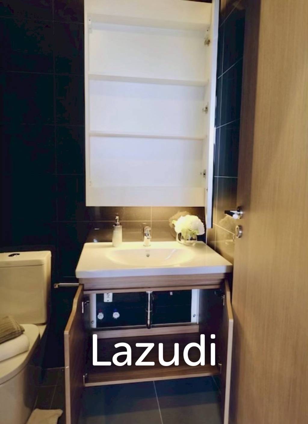 2 Bedroom 2 Bathroom 56 Sq.m M Thonglo