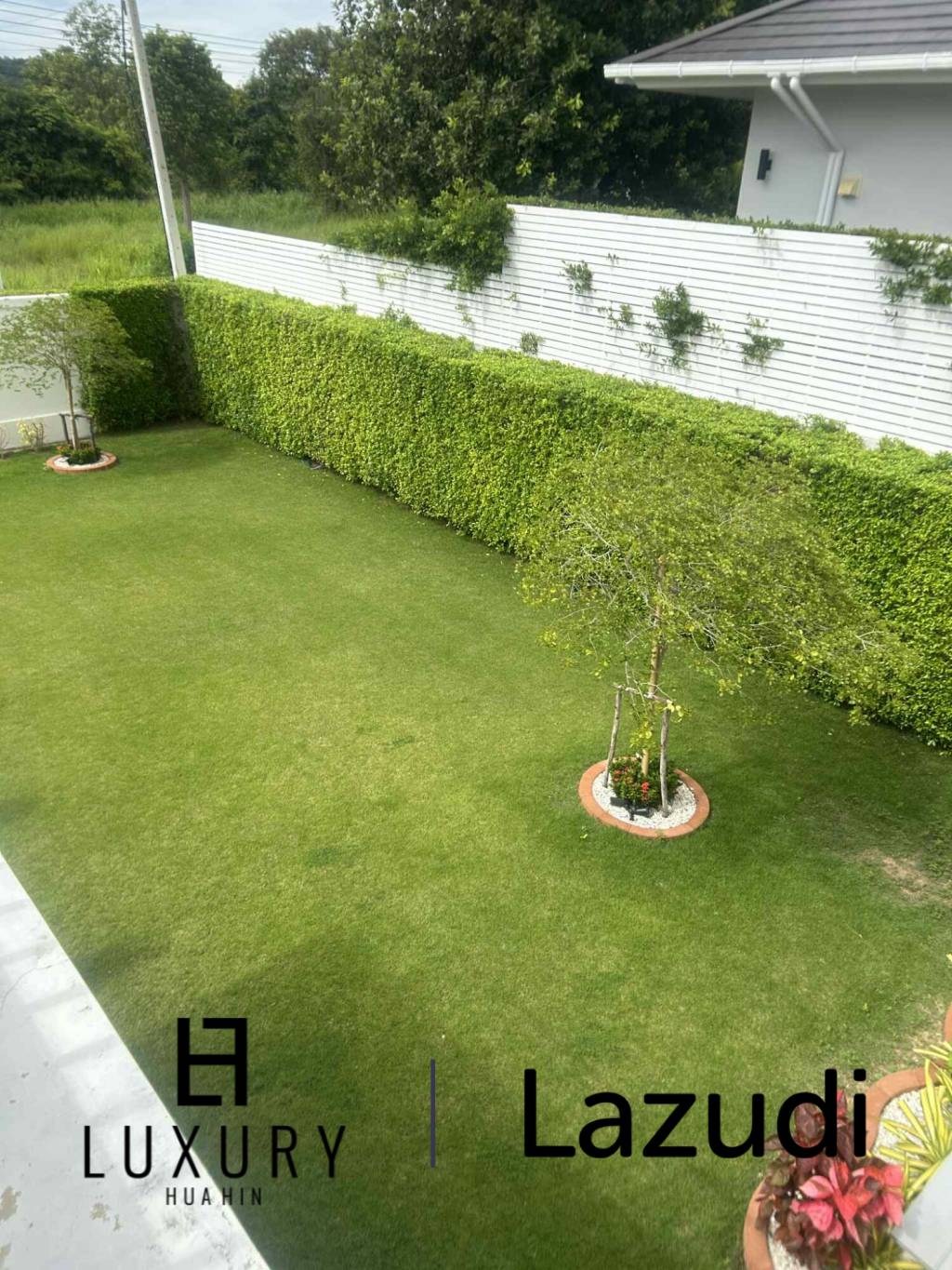 Pet Friendly Luxury 3-Bedroom Pool Villa