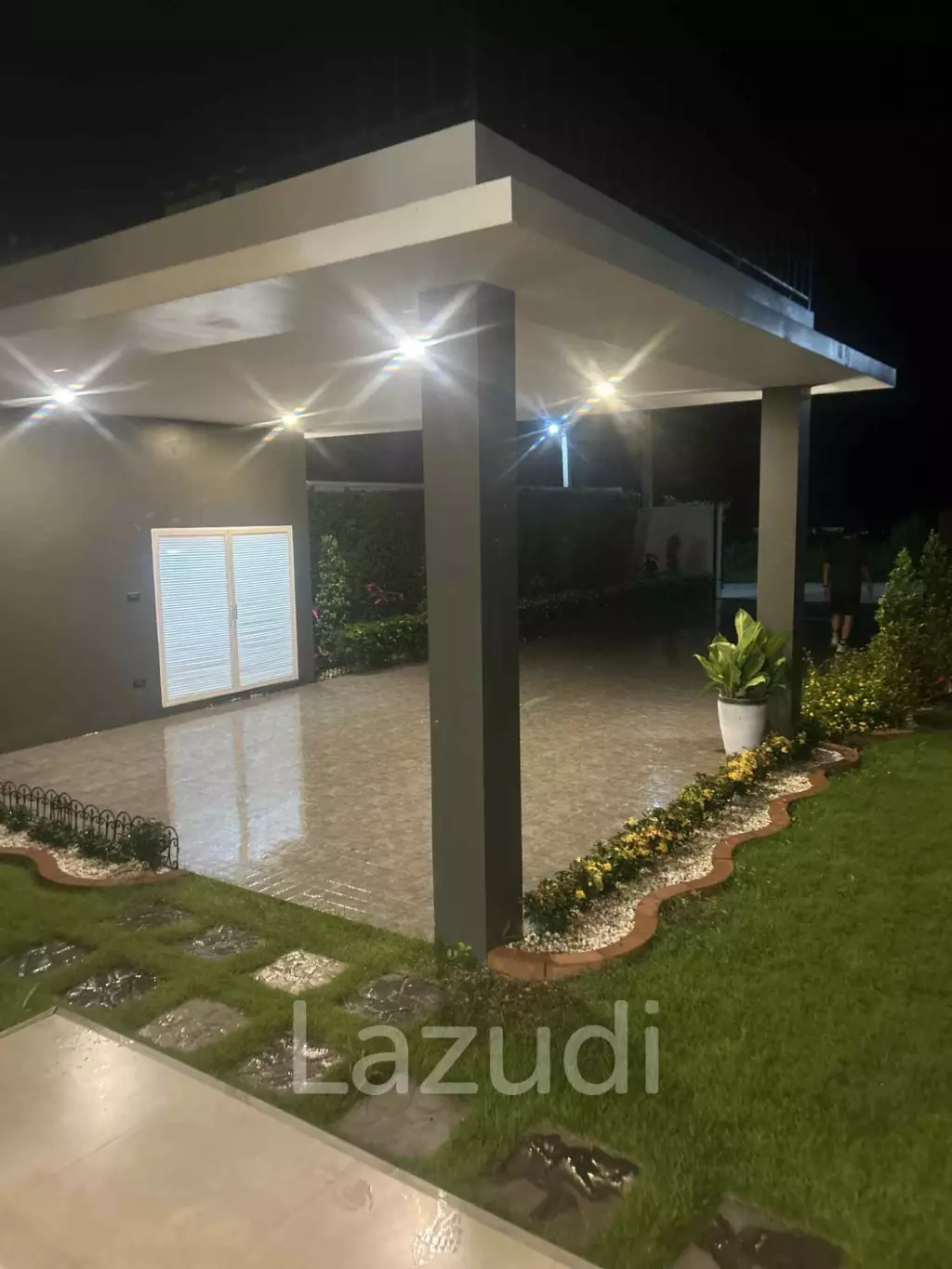 Pet Friendly Luxury 3-Bedroom Pool Villa